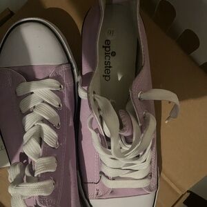 NWT Lite purple sneakers size 10